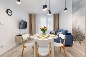 Deluxe Apartment | 1 bedroom, premium bedding, memory foam beds, individually decorated
