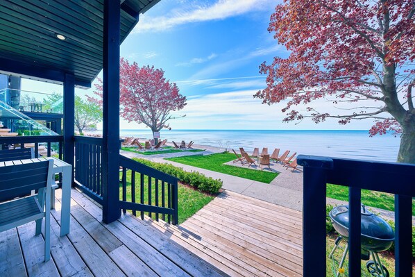 Terrace/patio - Long Beach Resort (Wainfleet)