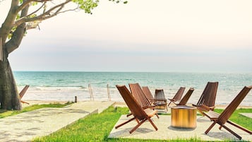 Familie resortwoning | Uitzicht op strand/zee