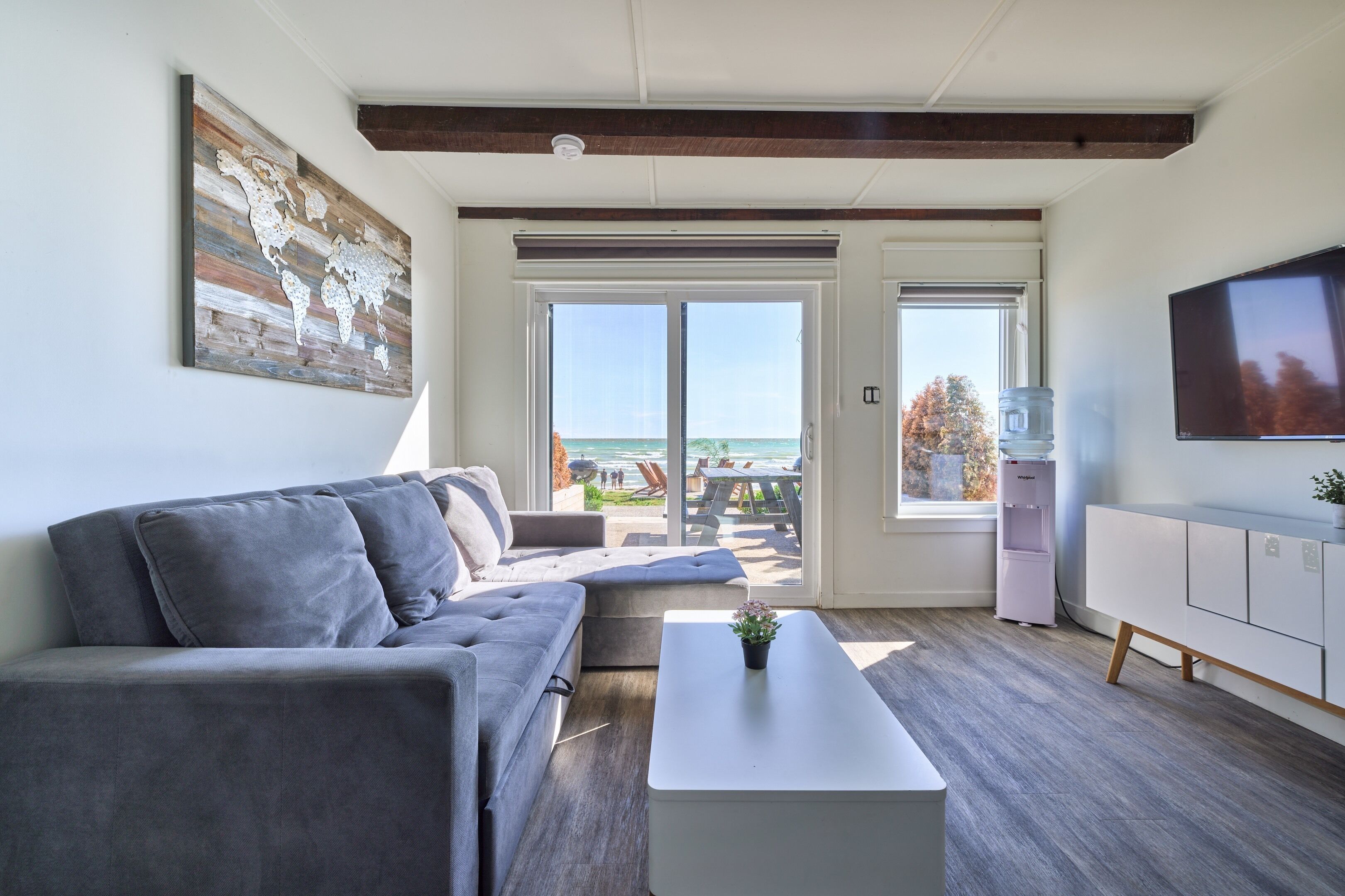 Townhome Suite 202 - 2 Storeys | Living area | 49-inch Smart TV with digital channels, TV, streaming services