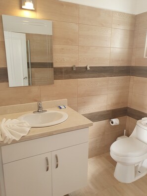 Shower - St. penthouse w/jacuzzi (Sosúa)