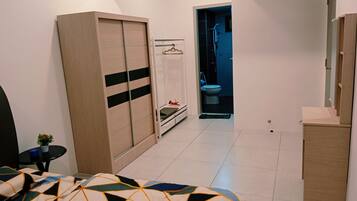 4 chambres, fer et planche à repasser, Wi-Fi gratuit