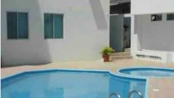 Piscina externa