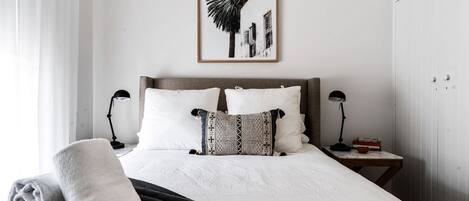 4 chambres, fer et planche à repasser, Wi-Fi gratuit, draps fournis