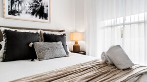 4 habitaciones, tabla de planchar con plancha y wifi gratis 