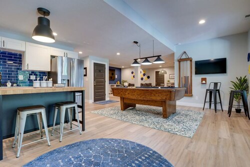 Wyandotte Way - Comfy and Fun, Fam-Friendly Suite