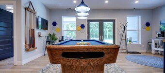 Wyandotte Way - Comfy and Fun, Fam-Friendly Suite