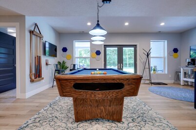 Wyandotte Way - Comfy and Fun, Fam-Friendly Suite