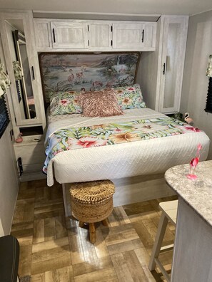 1 bedroom, memory-foam beds, iron/ironing board, free WiFi