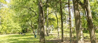 NEWLY renovated cottage located right off I-44 near Joplin, MO