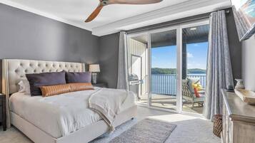 3 habitaciones, tabla de planchar con plancha, wifi y ropa de cama