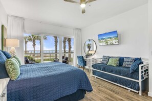 3 bedrooms, desk, iron/ironing board, WiFi