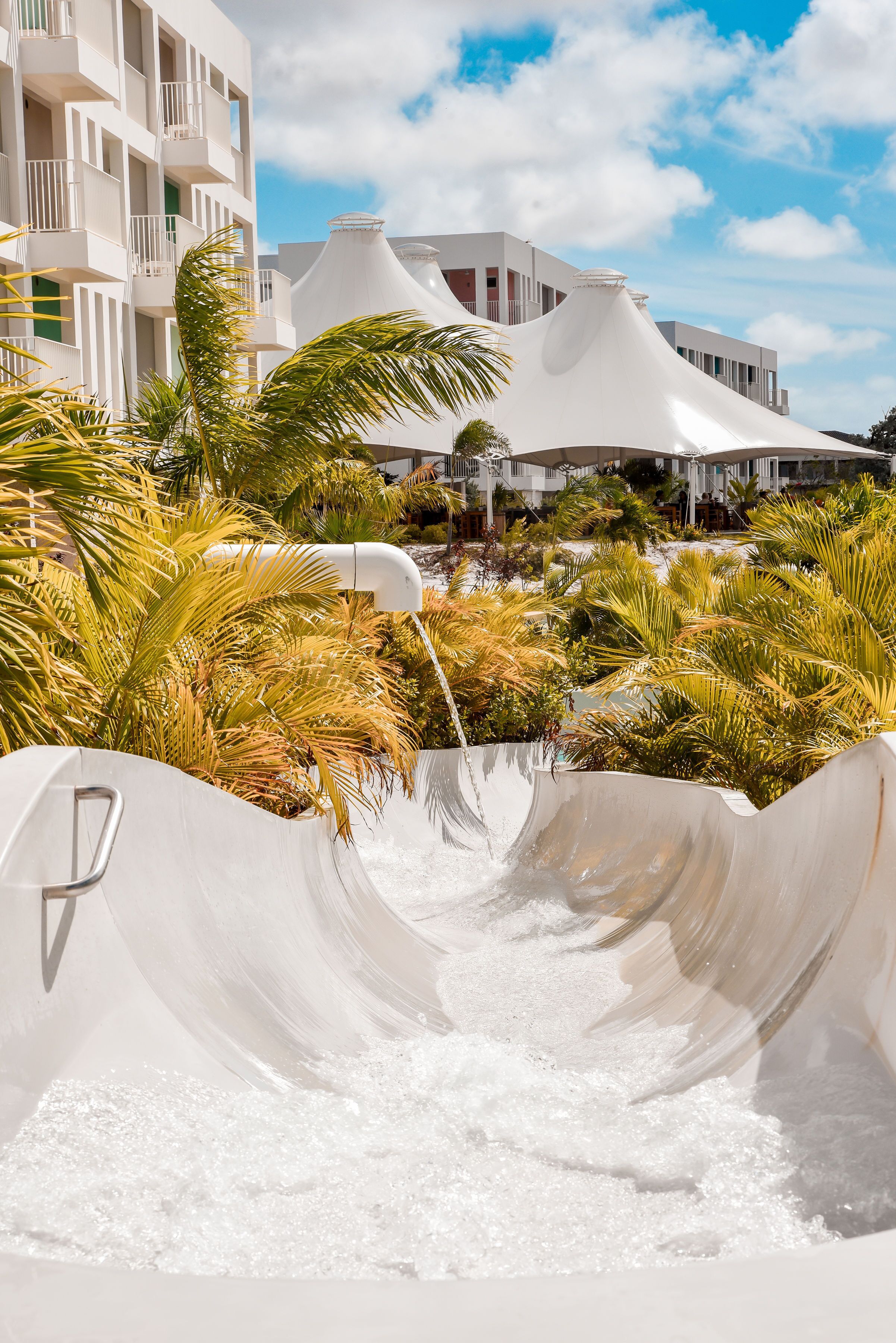 Máng trượt nước