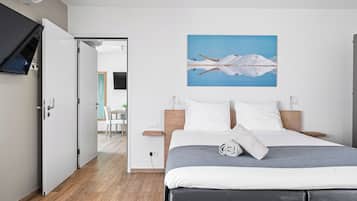 Family Apartment, Accessible | In-room safe, iron/ironing board, free cots/infant beds, free WiFi