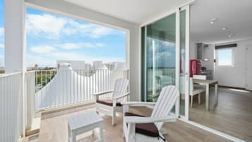 Deluxe studio | Terras