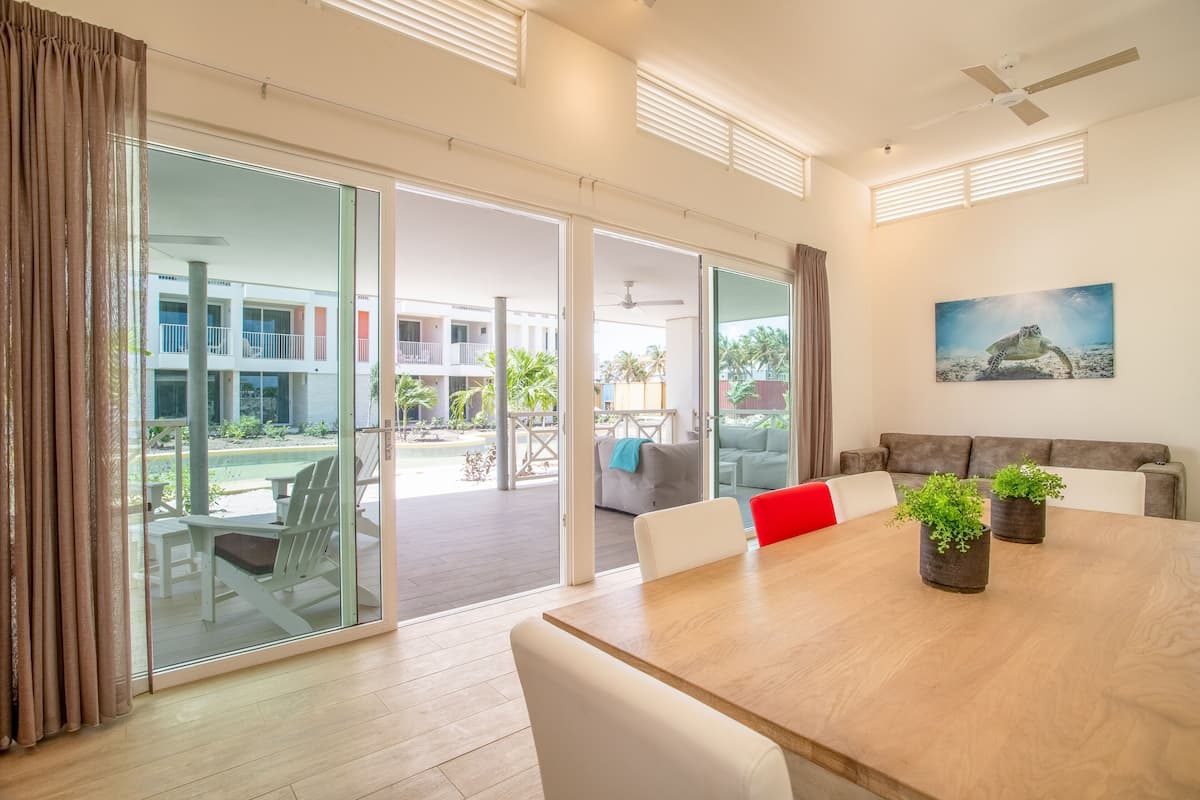 Villa, Accessible | Living area | 43-inch Smart TV with digital channels, TV