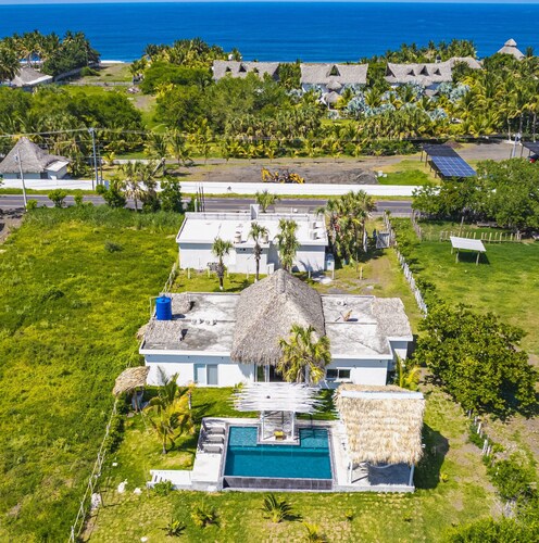 Villa Campos del Mar, Monterrico