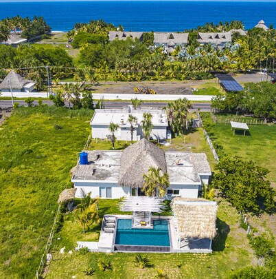 Villa Campos del Mar, Monterrico