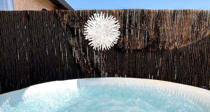 Spectacular Mountain Views • Dip Pool • 7minToParkEntrance • HotTub • Pets