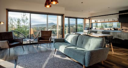 Baden House - Freycinet Luxury Houses