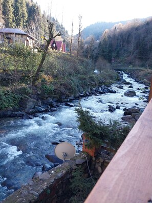 Classic Bungalow | Balcony - Mjora Otel Bungalov Ayder (Camlihemsin)