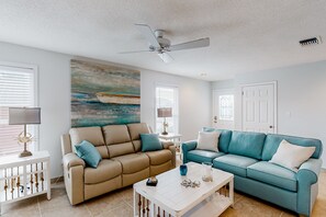 Televisión y chimenea 