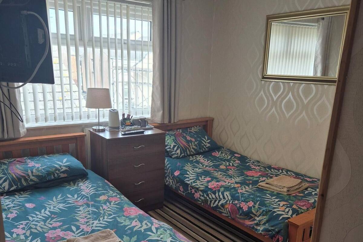 Standard Twin Room | Individually decorated, individually furnished, free WiFi, bed sheets