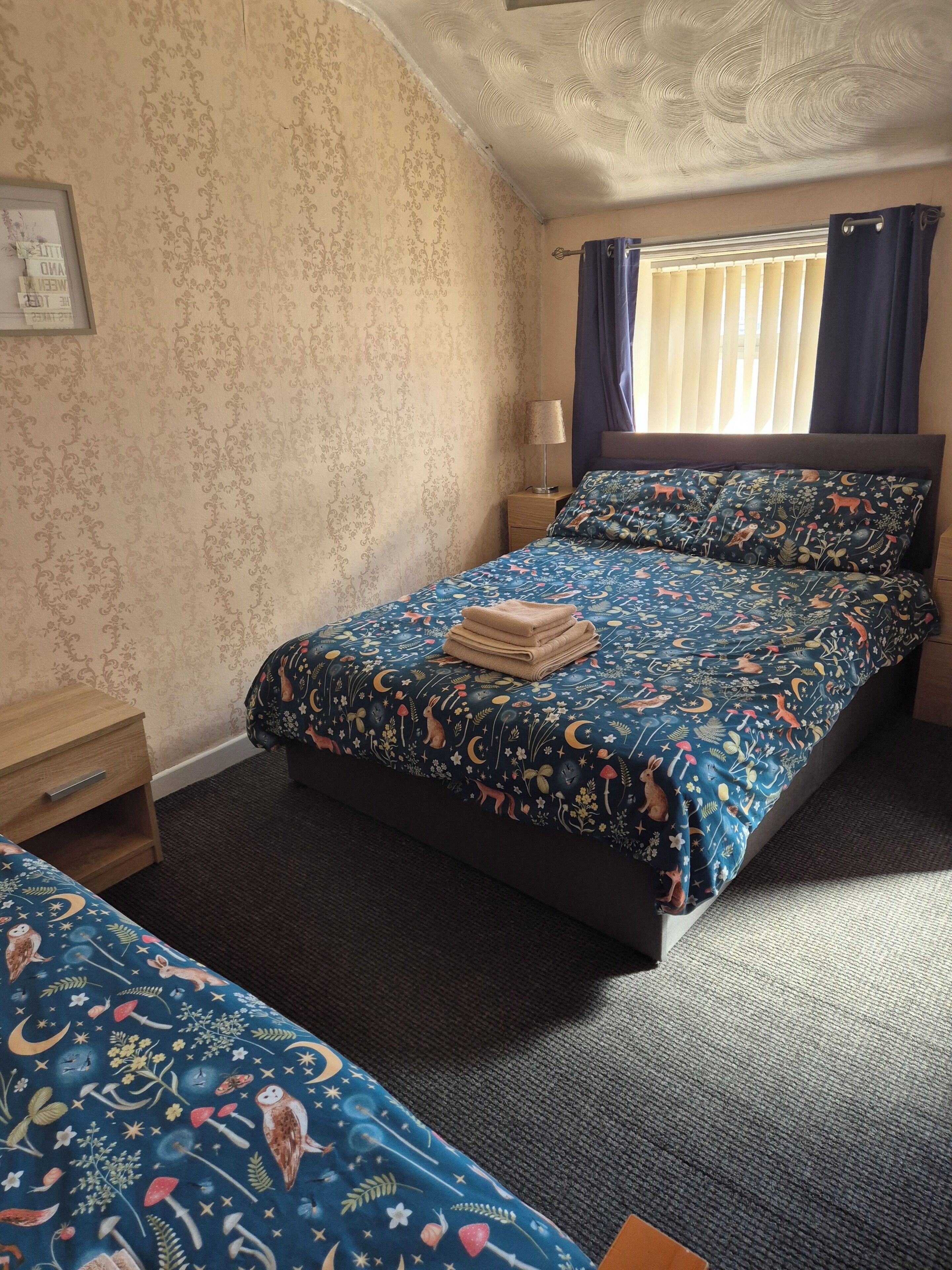 Family Triple Room | Individually decorated, individually furnished, free WiFi, bed sheets