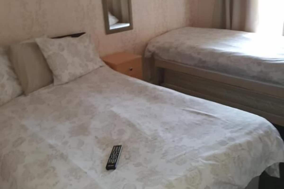 Familien-Dreibettzimmer | Individuell dekoriert, individuell eingerichtet, kostenloses WLAN