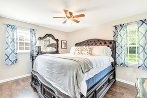 3 chambres, coffres-forts dans les chambres, fer et planche à repasser