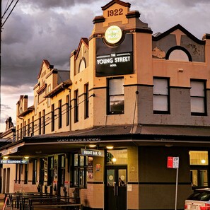 숙박 시설 정면