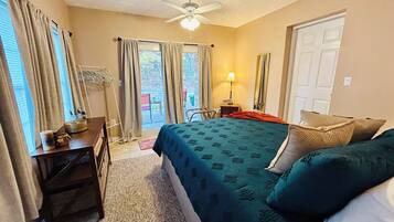 4 Schlafzimmer, BĂŒgeleisen/BĂŒgelbrett, Reisekinderbett, kostenloses WLAN