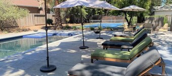 Modern 3BD with Pool & Pickle ball