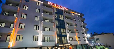 مدخل المنشأة