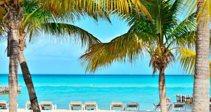 Large Penthouse OceanView wBreakfast 50% Off