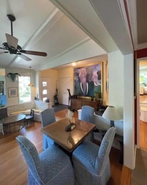 Interior - Wonderful 3 Bedroom house in the heart of Rowayton (Norwalk)