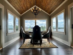 Interior - Pine Hill Estates - Three Home Estate with Private Boat Docks (Hot Springs)