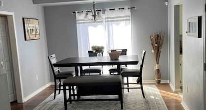 Location!! Minutes from L’Auberge/LSU/DOWNTOWN