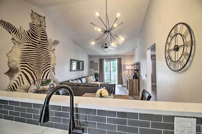 Hinesville Condo: Grill, 4 Mi to Fort Stewart