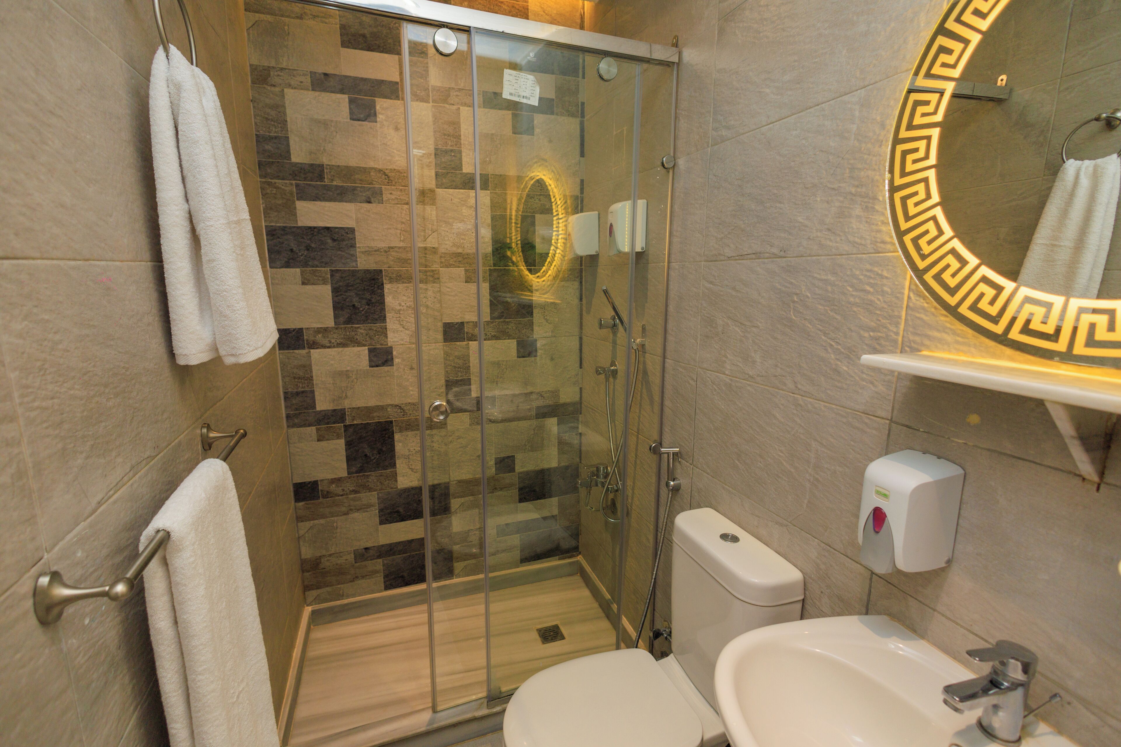 Photo - The Kmt collection Hotel