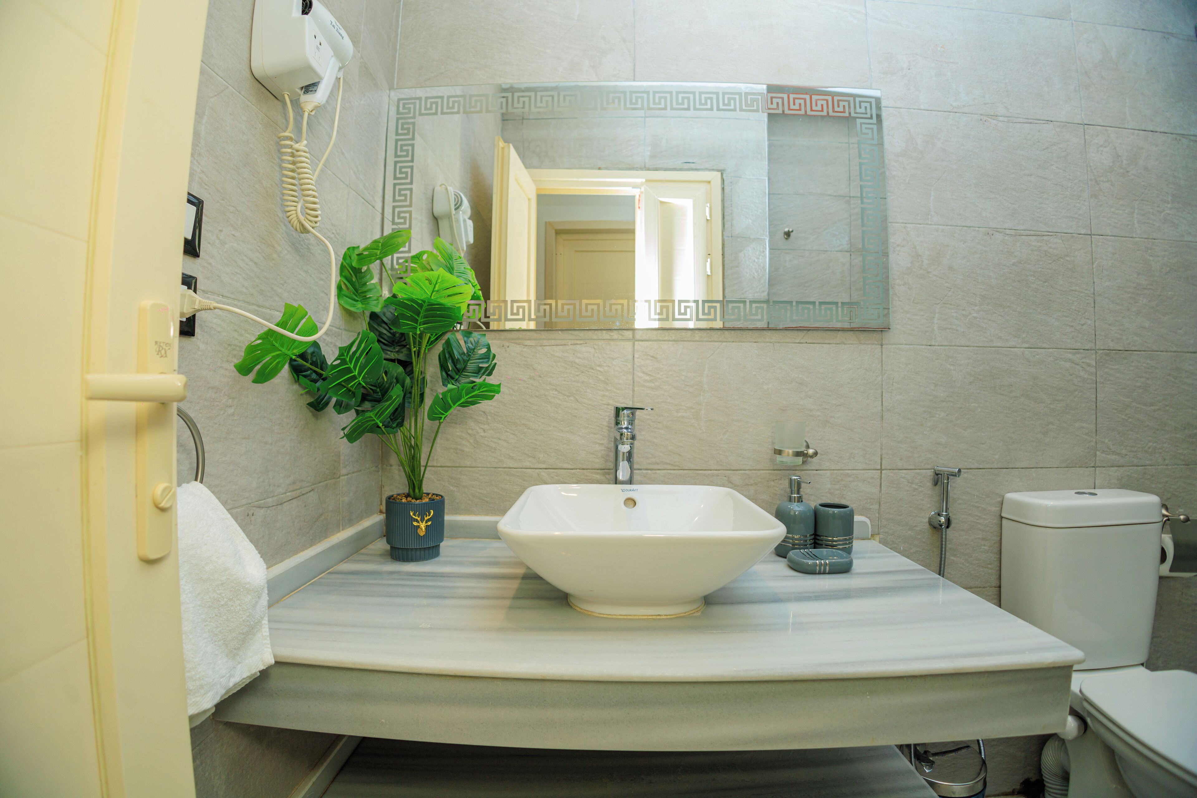 Photo - The Kmt collection Hotel