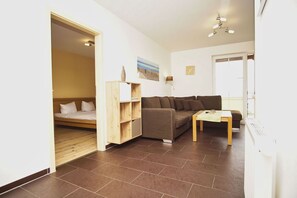 Fernseher, Stereoanlage