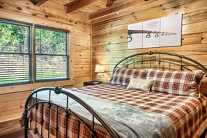 2 chambres, fer et planche à repasser, lit parapluie, Wi-Fi gratuit