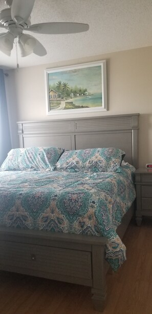 2 slaapkamers, een strijkplank/strijkijzer, wifi, beddengoed