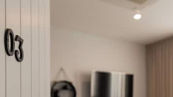 Luxury Studio Suite, 1 King Bed (King Suite 3) | Living area | 55-inch Smart TV with digital channels, TV