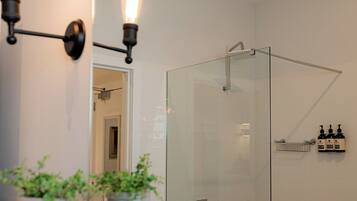 Luxury Room, 1 Bedroom (Family Suite 8) | Bathroom | Shower, designer toiletries, hair dryer, towels