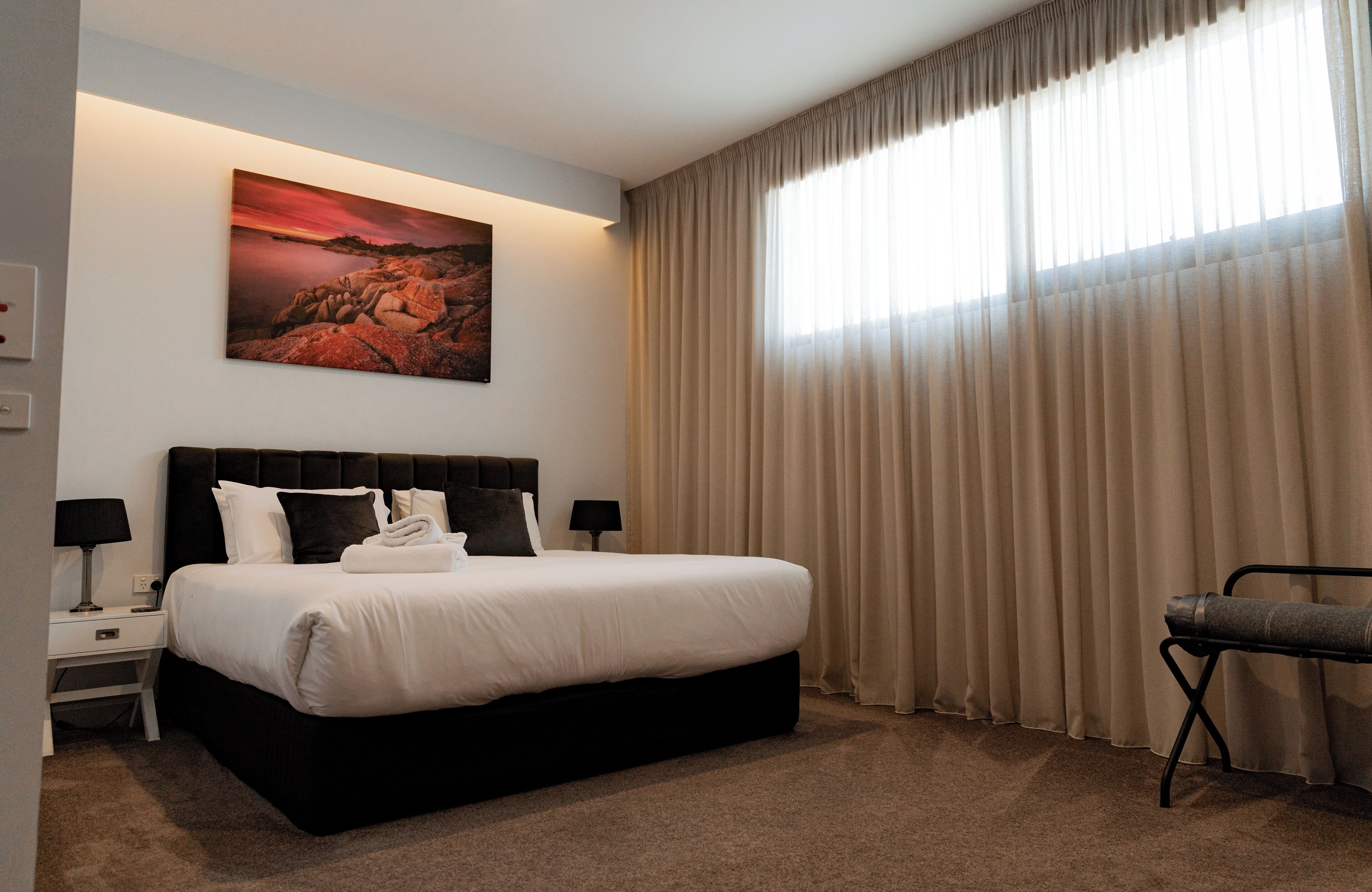 Luxury Studio Suite, 1 King Bed (King Suite 6)