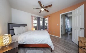 2 bedrooms, iron/ironing board, free WiFi, bed sheets