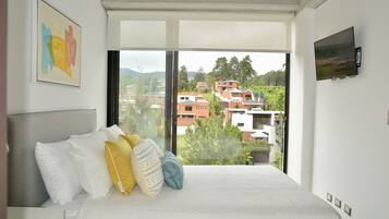 2 sovrum, skrivbord, strykjärn/strykbräda och gratis wi-fi