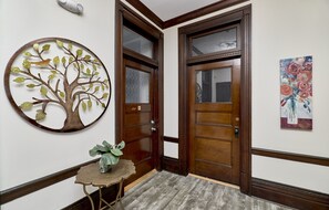 豪華公寓 | 入口